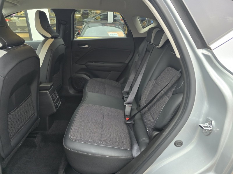 Used Renault Captur 2022 for sale - 76981480: Photo 5