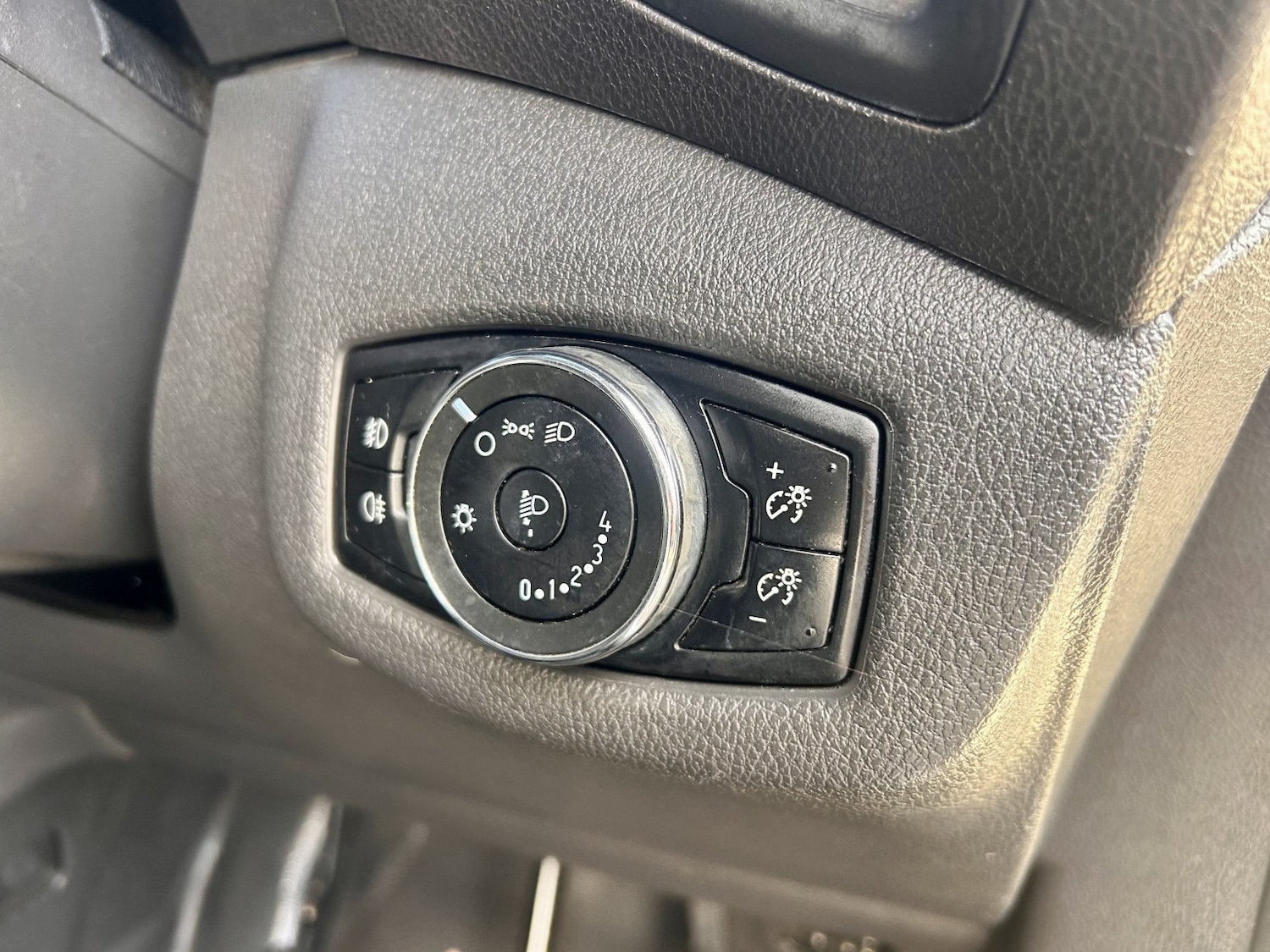 Used Ford Transit Connect 2015 for sale - 76859124: Photo 15