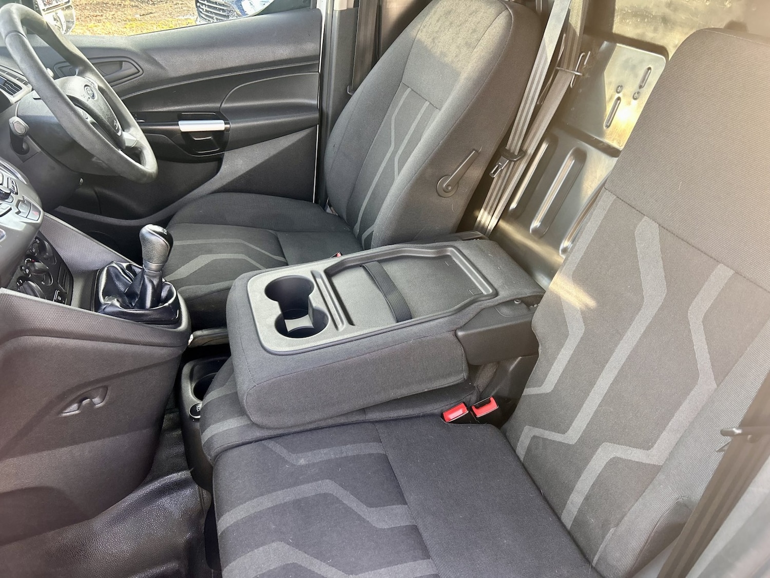 Used Ford Transit Connect 2015 for sale - 76859124: Photo 18