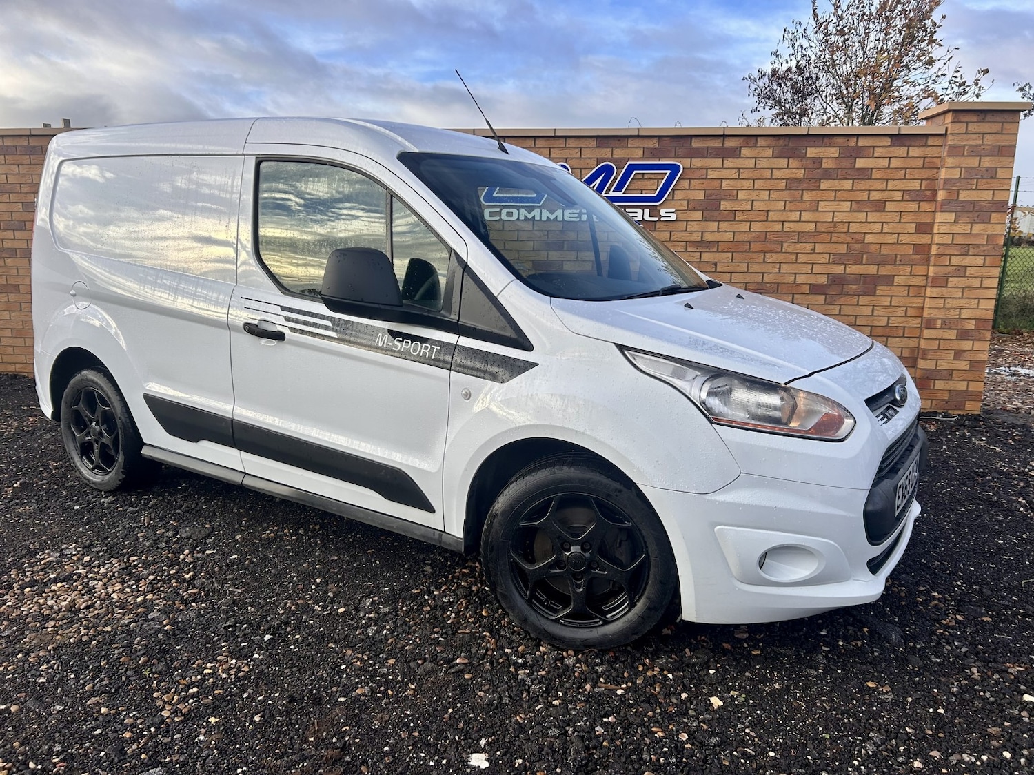 Used Ford Transit Connect 2015 for sale - 76859124: Photo 2