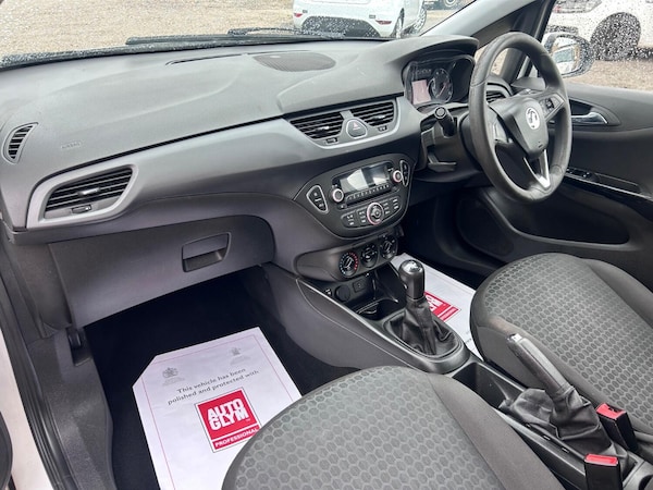 Used Vauxhall Corsa 2015 for sale - 75689512: Photo 9