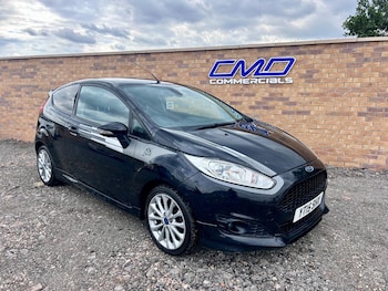 Used Ford Fiesta Van 2015 for sale - 76793161: Photo