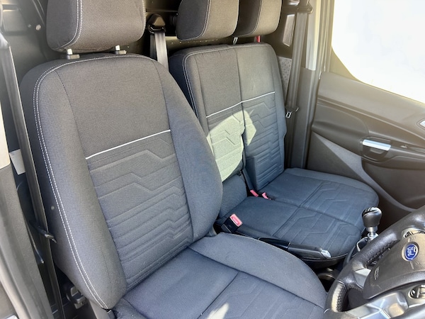 Used Ford Transit Connect 2015 for sale - 76126350: Photo 14