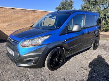 Used Ford Transit Connect 2015 for sale - 76793160: Photo