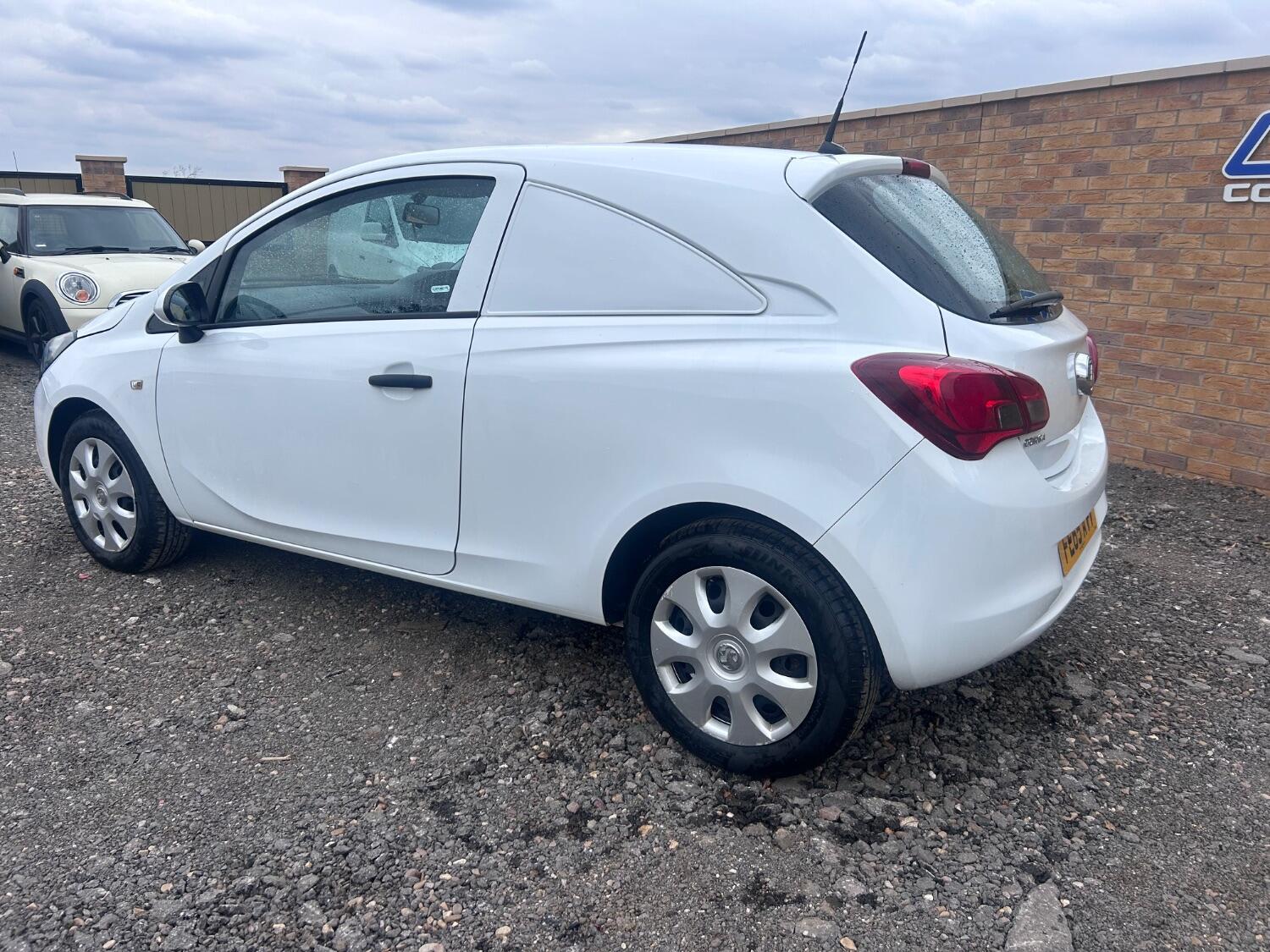 Used Vauxhall Corsa 2015 for sale - 77464865: Photo 8