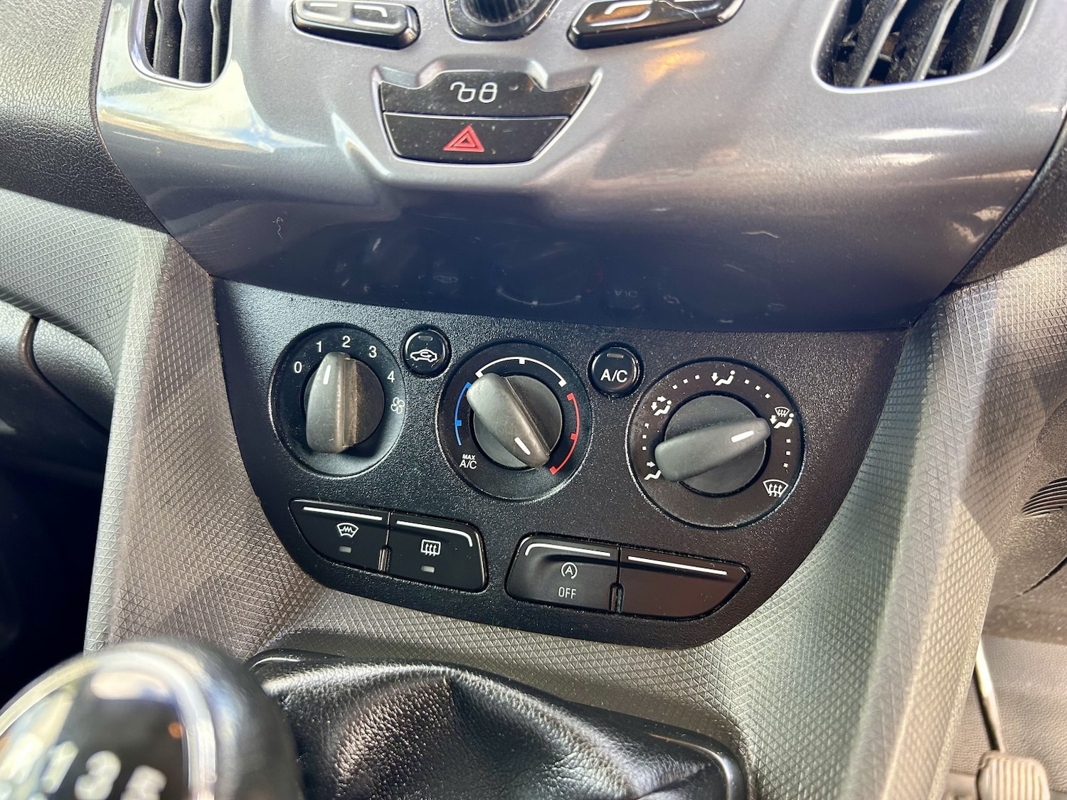 Used Ford Transit Connect 2017 for sale - 76324737: Photo 11