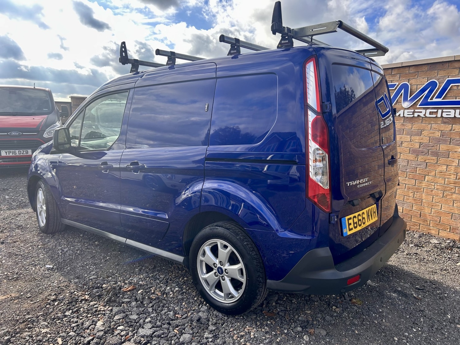 Used Ford Transit Connect 2017 for sale - 76324737: Photo 7