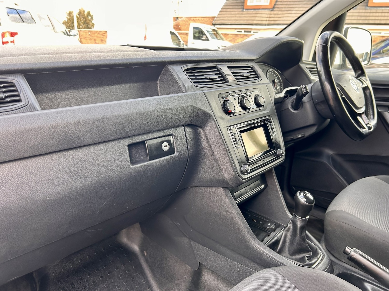 Used Volkswagen Caddy 2016 for sale - 76378994: Photo 18