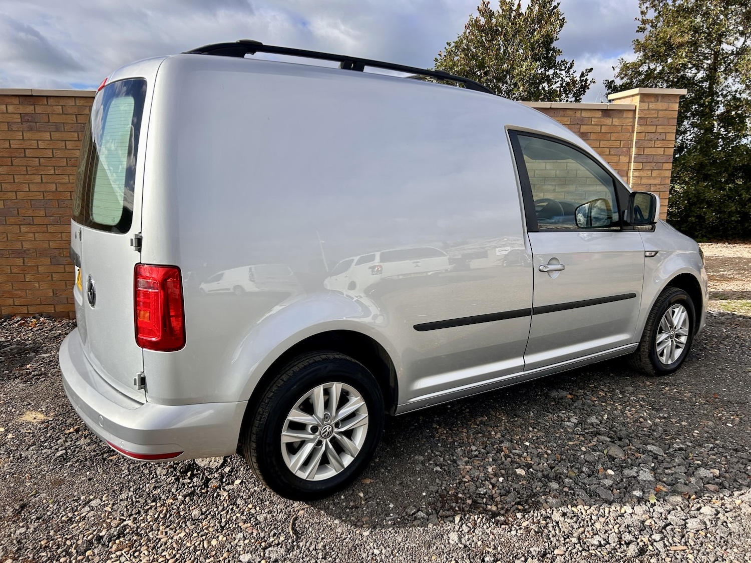Used Volkswagen Caddy 2016 for sale - 76378994: Photo 4