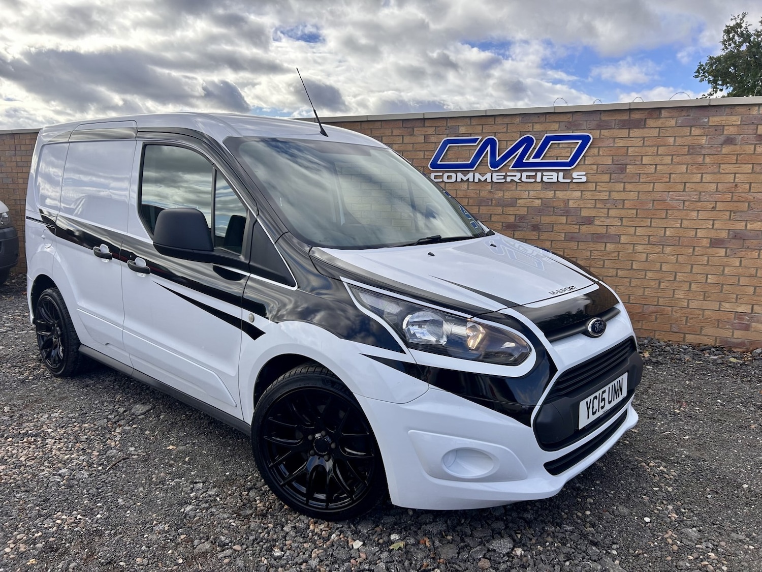 Used Ford Transit Connect 2015 for sale - 76378997: Photo 1