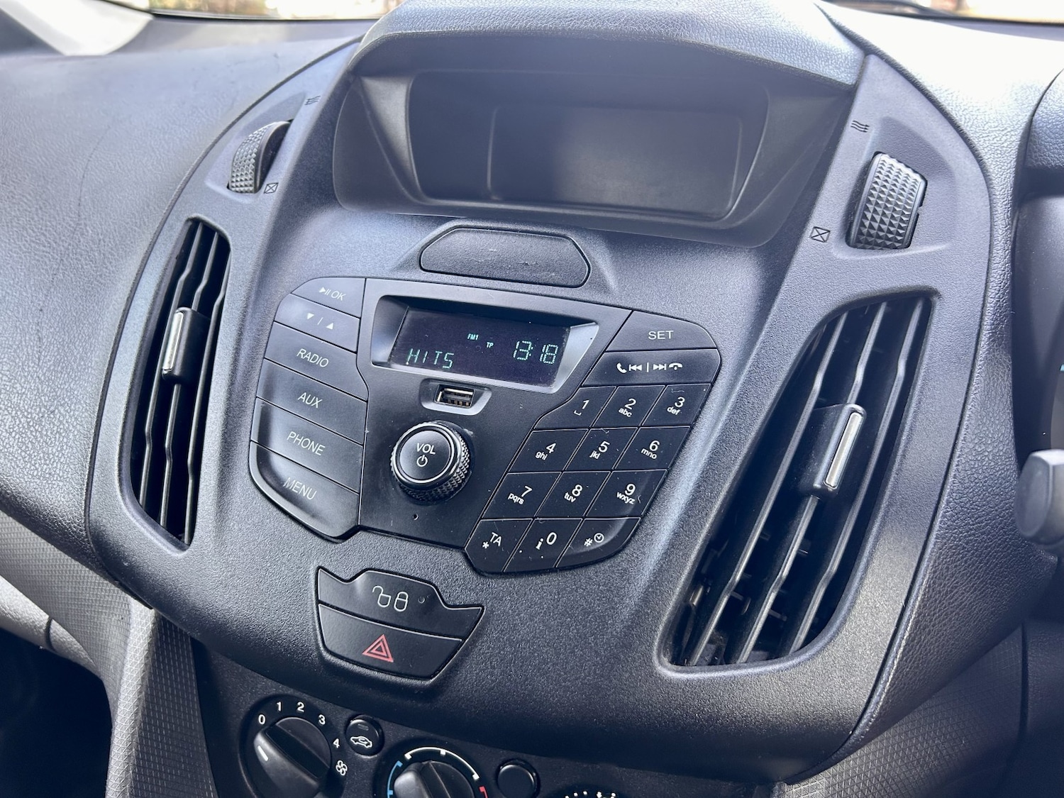 Used Ford Transit Connect 2015 for sale - 76378997: Photo 14