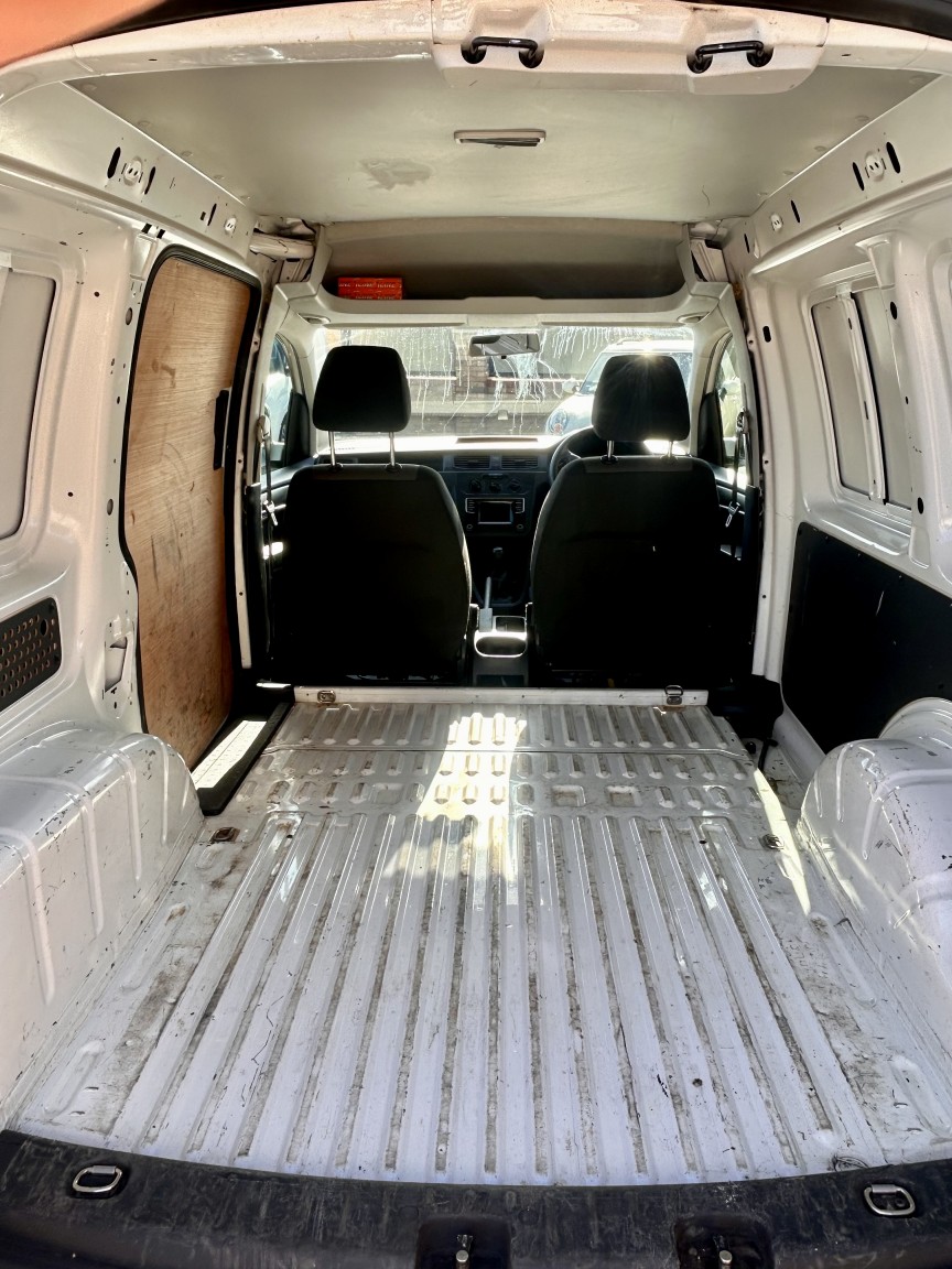 Used Volkswagen Caddy 2015 for sale - 76126351: Photo 14