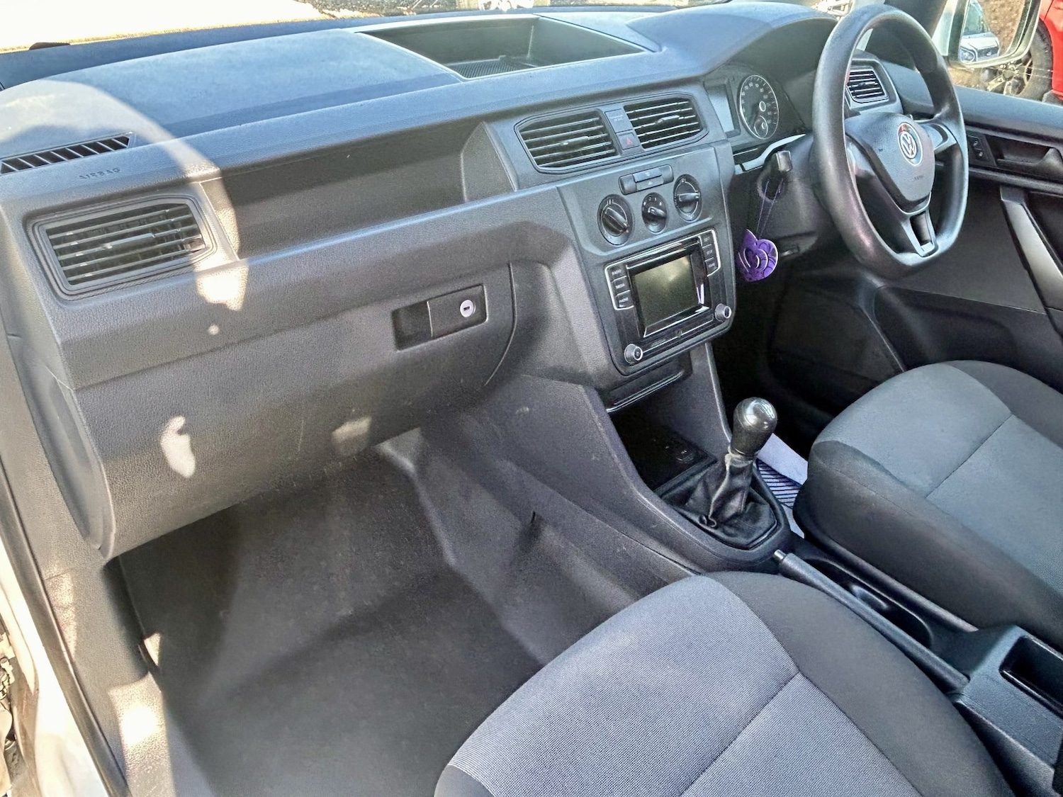 Used Volkswagen Caddy 2015 for sale - 76126351: Photo 24