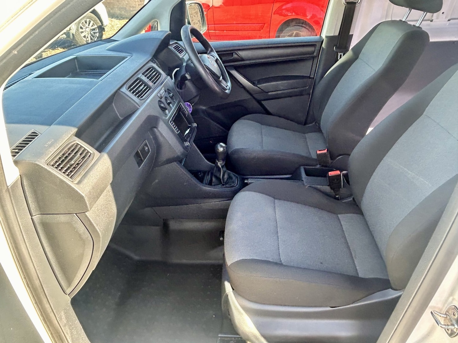 Used Volkswagen Caddy 2015 for sale - 76126351: Photo 25