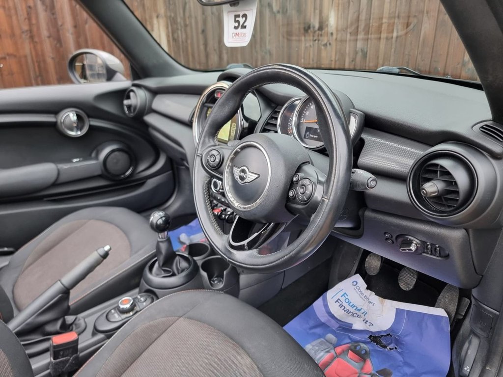 Used MINI Convertible 2017 for sale - 77096667: Photo 2