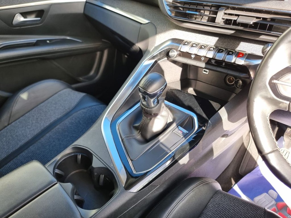 Used Peugeot 3008 2020 for sale - 75998782: Photo 17