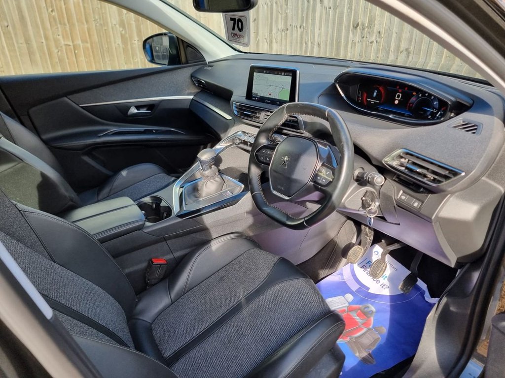 Used Peugeot 3008 2020 for sale - 75998782: Photo 2