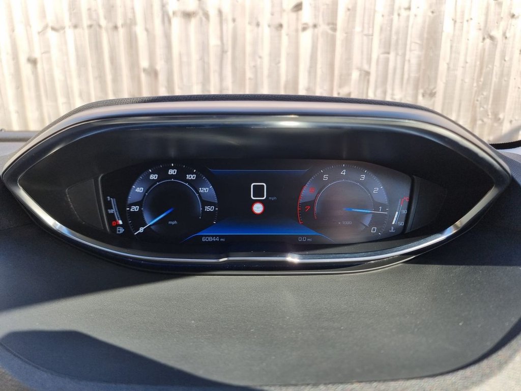 Used Peugeot 3008 2020 for sale - 75998782: Photo 32