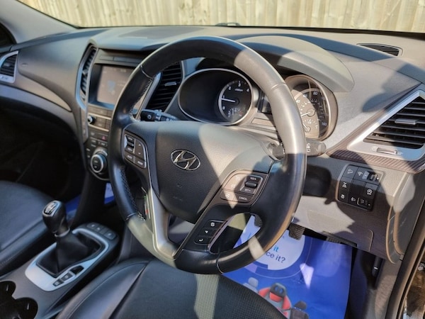 Used Hyundai Santa Fe 2016 for sale - 73900909: Photo 39