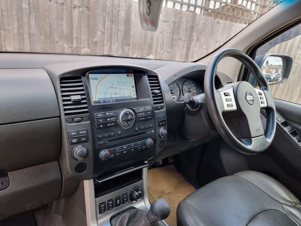 Used Nissan Navara 2015 for sale - 75693213: Photo 40
