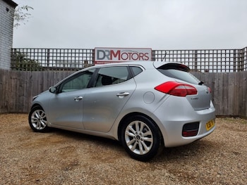 Used Kia Ceed 2017 for sale - 76119294: Photo