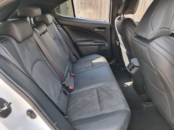Used Lexus UX 2019 for sale - 74884447: Photo 31