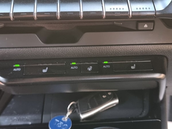 Used Lexus UX 2019 for sale - 74884447: Photo 35