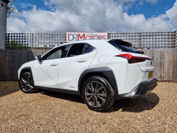Used Lexus UX 2019 for sale - 74884447: Photo 4