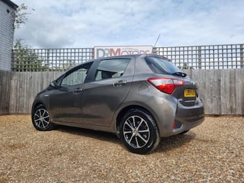 Used Toyota Yaris 2019 for sale - 79618810: Photo