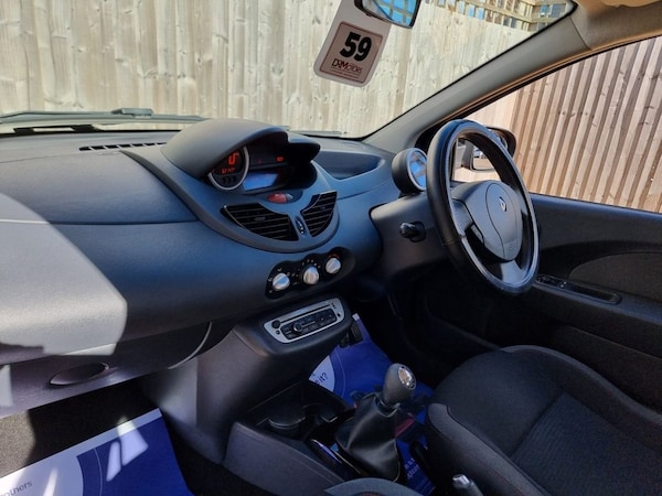 Used Renault Twingo 2012 for sale - 75777787: Photo 20