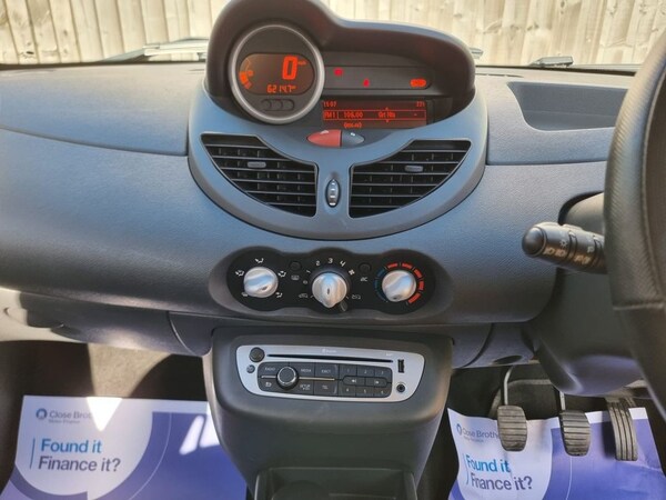 Used Renault Twingo 2012 for sale - 75777787: Photo 3