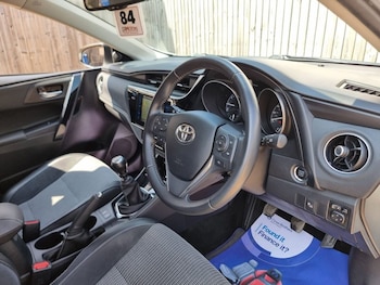 Used Toyota Auris 2017 for sale - 79089656: Photo