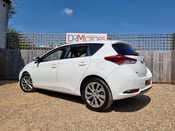 Used Toyota Auris 2017 for sale - 79089656: Photo
