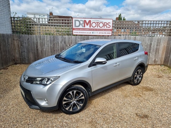 Used Toyota RAV4 2015 for sale - 74016427: Photo 17