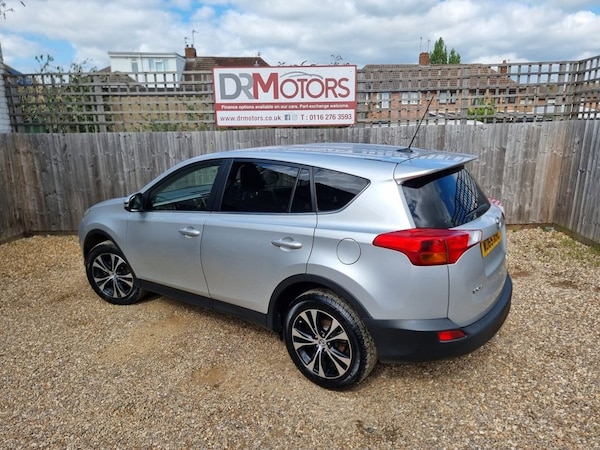 Used Toyota RAV4 2015 for sale - 74016427: Photo 23