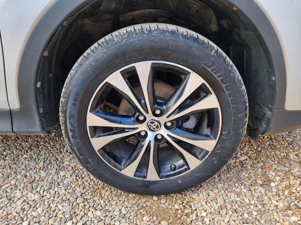 Used Toyota RAV4 2015 for sale - 74016427: Photo 39