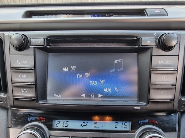 Used Toyota RAV4 2015 for sale - 74016427: Photo 42