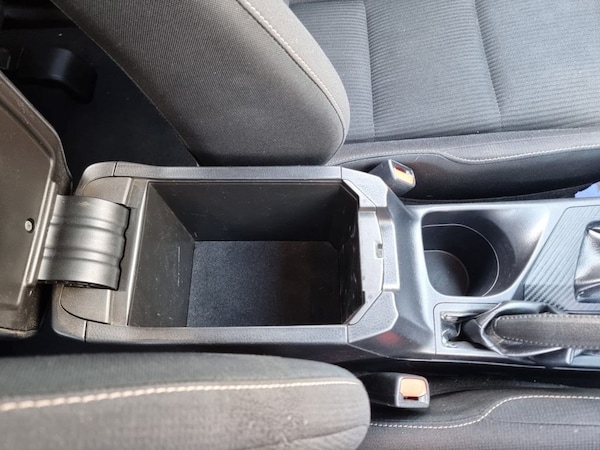 Used Toyota RAV4 2015 for sale - 74016427: Photo 48