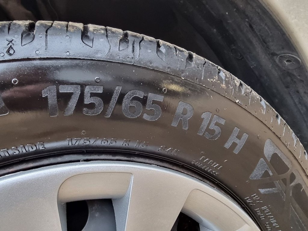 Used Toyota Yaris 2018 for sale - 76848166: Photo 42