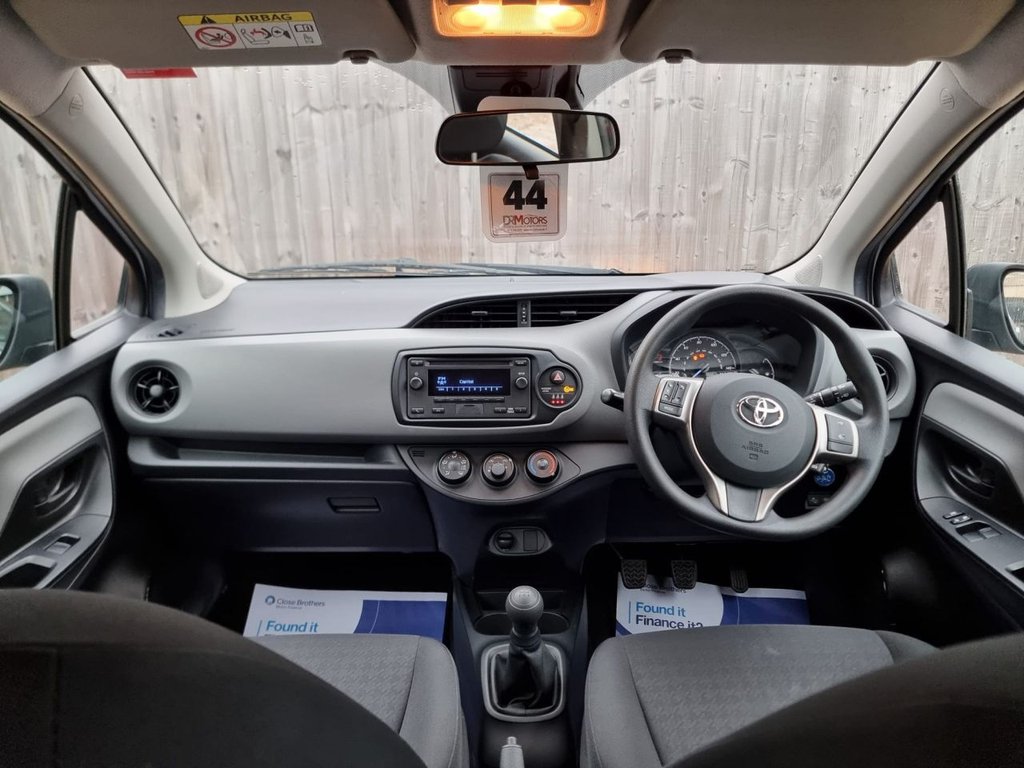 Used Toyota Yaris 2018 for sale - 76848166: Photo 6