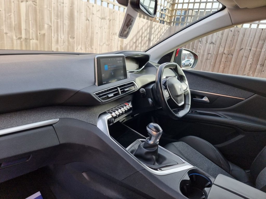 Used Peugeot 3008 2017 for sale - 76118950: Photo 27