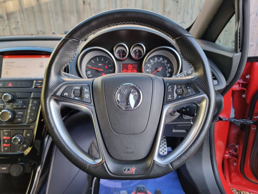 Used Vauxhall Astra GTC 2018 for sale - 76698496: Photo 32