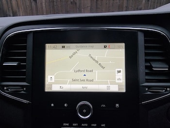 Used Renault Megane 2019 for sale - 76711361: Photo