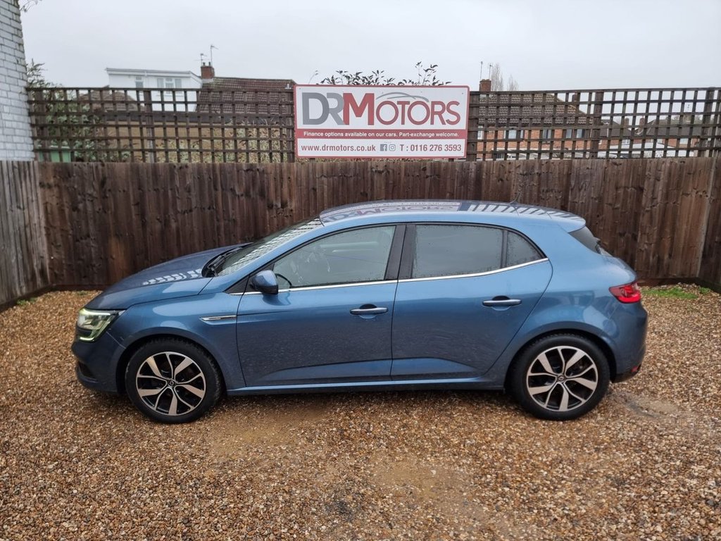 Used Renault Megane 2019 for sale - 76711361: Photo 8