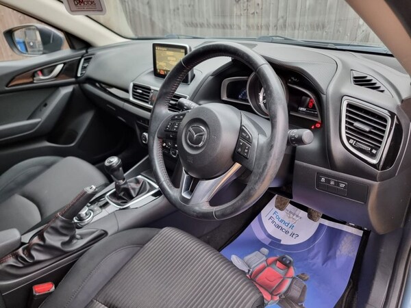 Used Mazda Mazda3 2014 for sale - 76245469: Photo 2