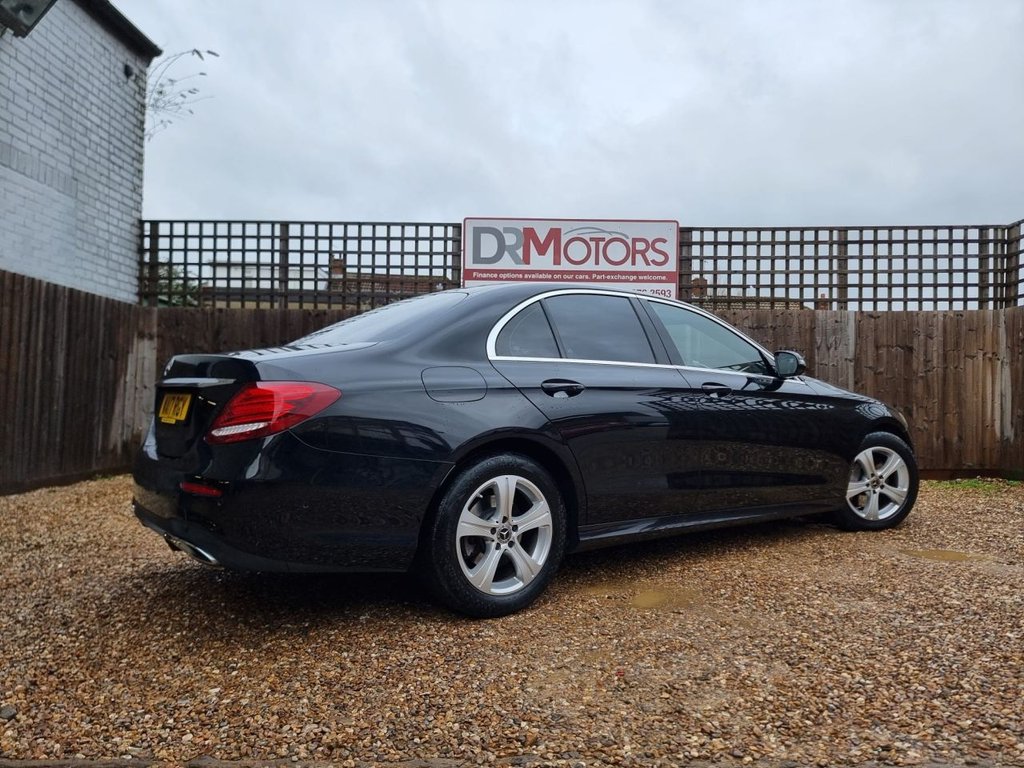 Used Mercedes-Benz E Class 2017 for sale - 76962674: Photo 24