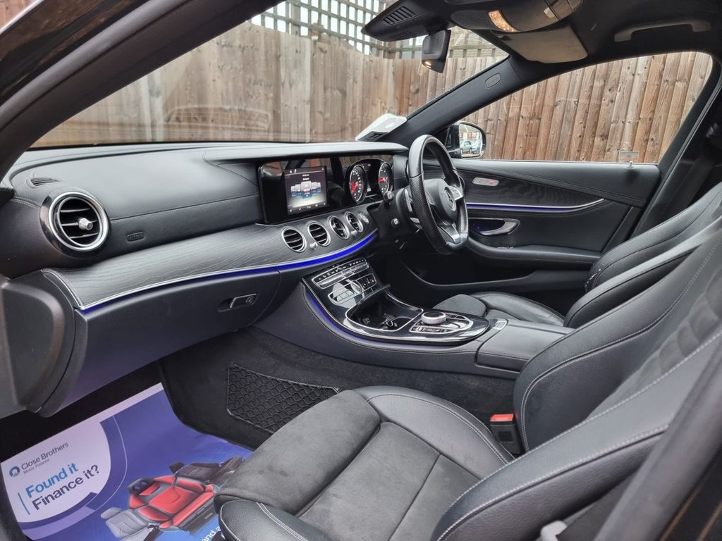 Used Mercedes-Benz E Class 2017 for sale - 76962674: Photo 3