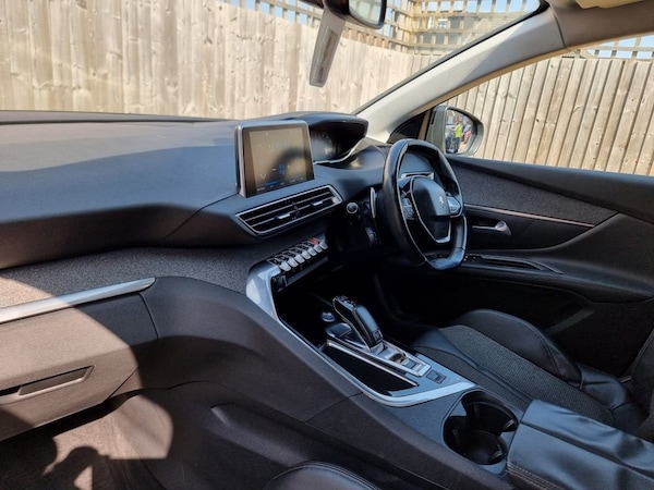 Used Peugeot 5008 2017 for sale - 75320639: Photo 16