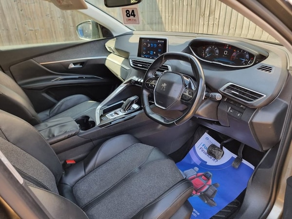 Used Peugeot 5008 2017 for sale - 75320639: Photo 2