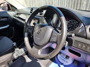 Used Suzuki Vitara 2017 for sale - 78500990: Photo